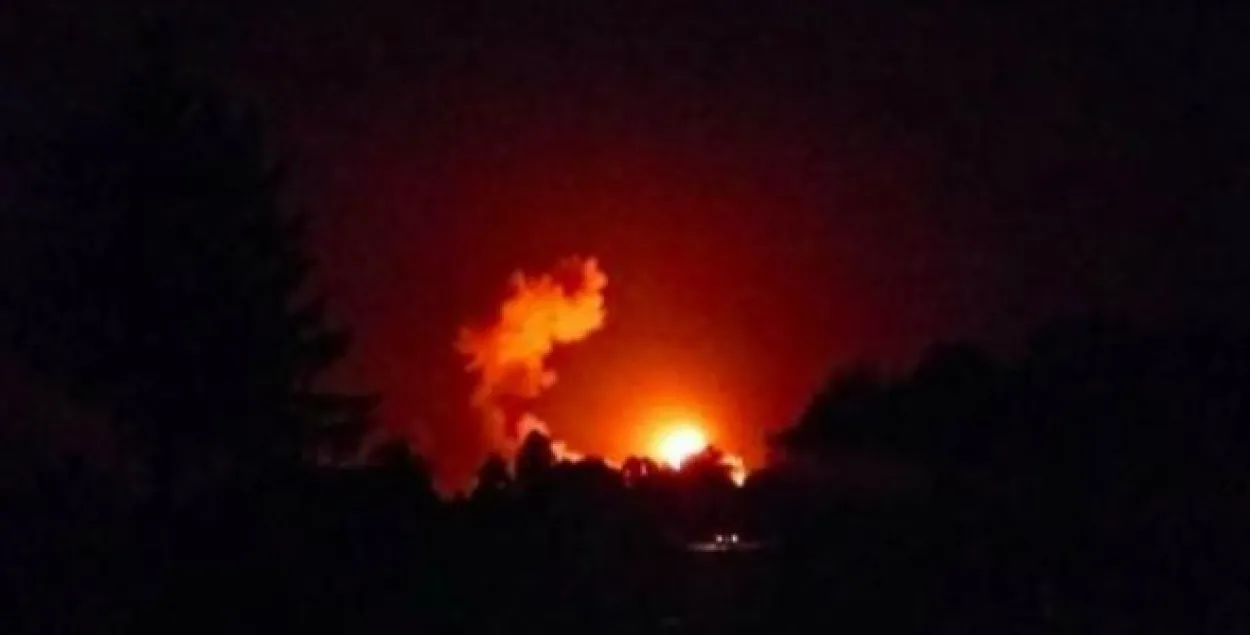 У Чарнігаўскай вобласці з-за выбухаў на складах эвакуявалі 10 тысяч чалавек