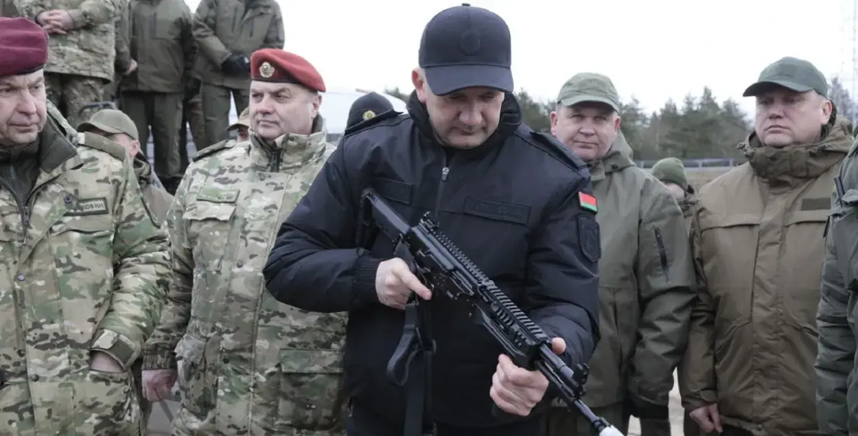 Министр внутренних дел Иван Кубраков похож на "потенциального радикала" / sb.by
