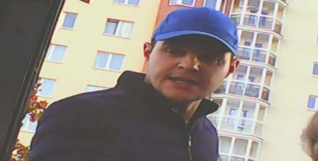 У Мінску “Робін Гуды” забралі ў кіроўцы тралейбуса талоны і раздалі пасажырам