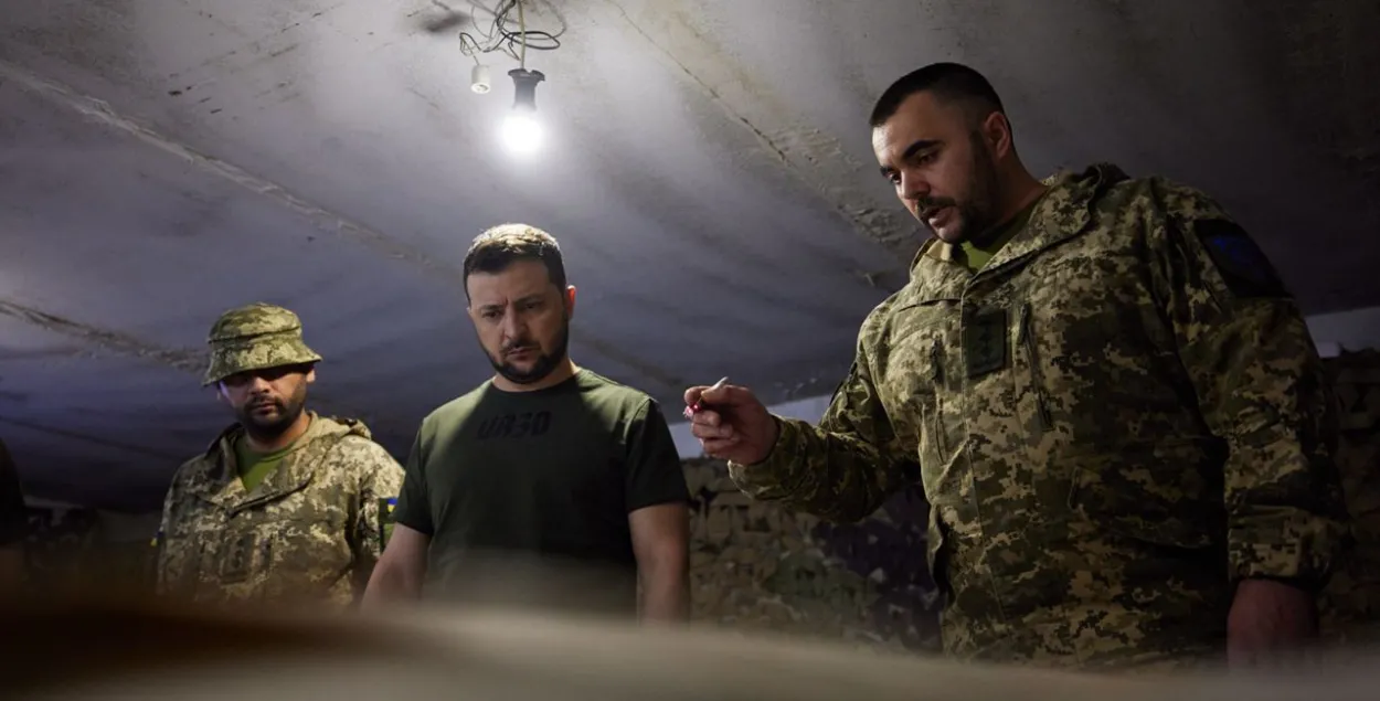 Уладзімір Зяленскі наведаў перадавыя пазіцыі ўкраінскіх войскаў на ўсходзе краіны​&nbsp;/ @V_Zelenskiy_official