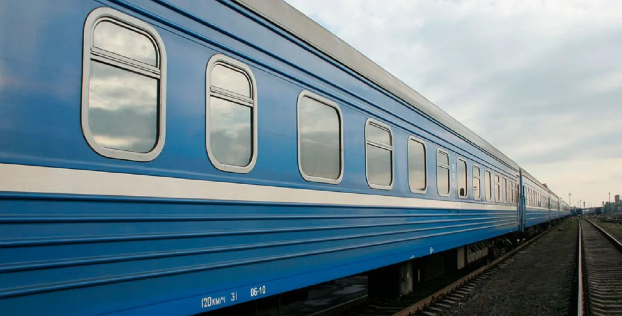 Трактар ​​сутыкнуўся з цягніком у Брэсцкай вобласці
