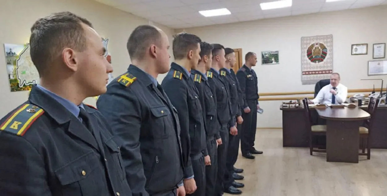 Палкоўнік Сяргей Барвянкоў (справа) памёр на працоўным месцы
