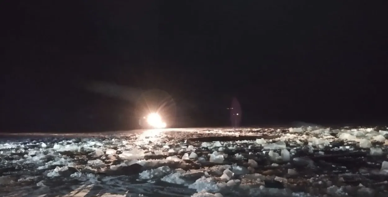 На месцы падзення верталёта Мі-8

