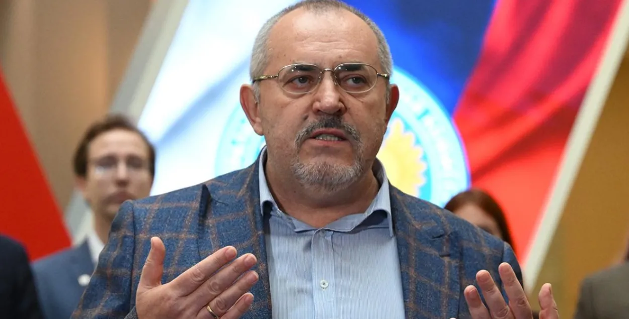 Борис Надеждин
