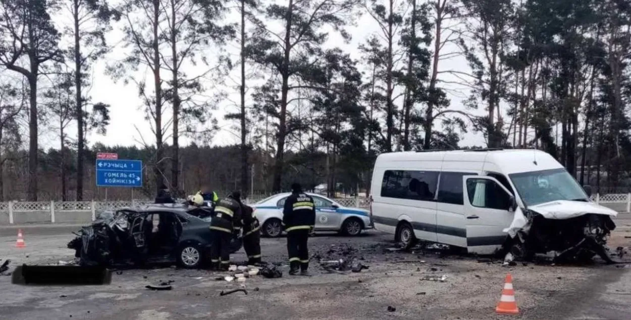 На месте аварии в Речицком районе
