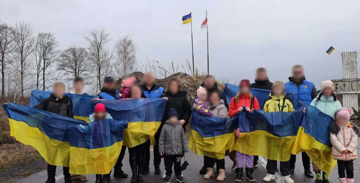 В Украину вернулись 11 вывезенных детей
