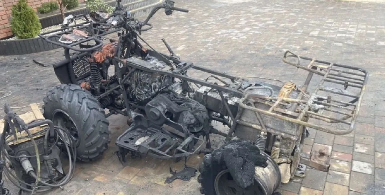 Агонь знішчыў тэхніку
