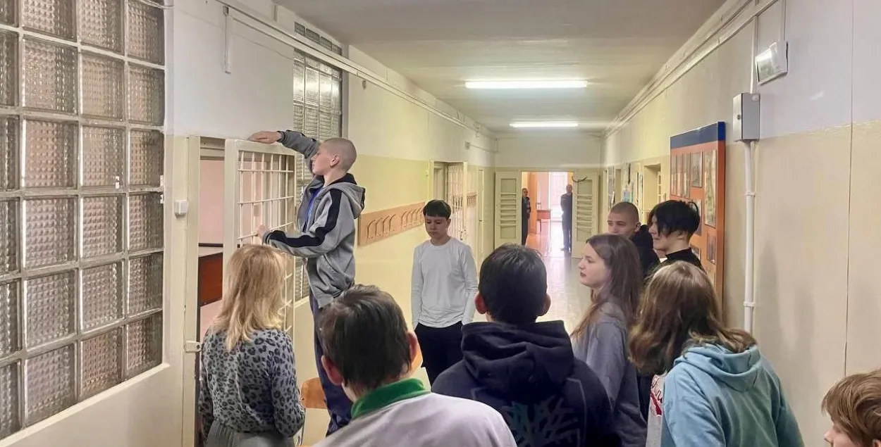 Экскурсия на Окрестина
