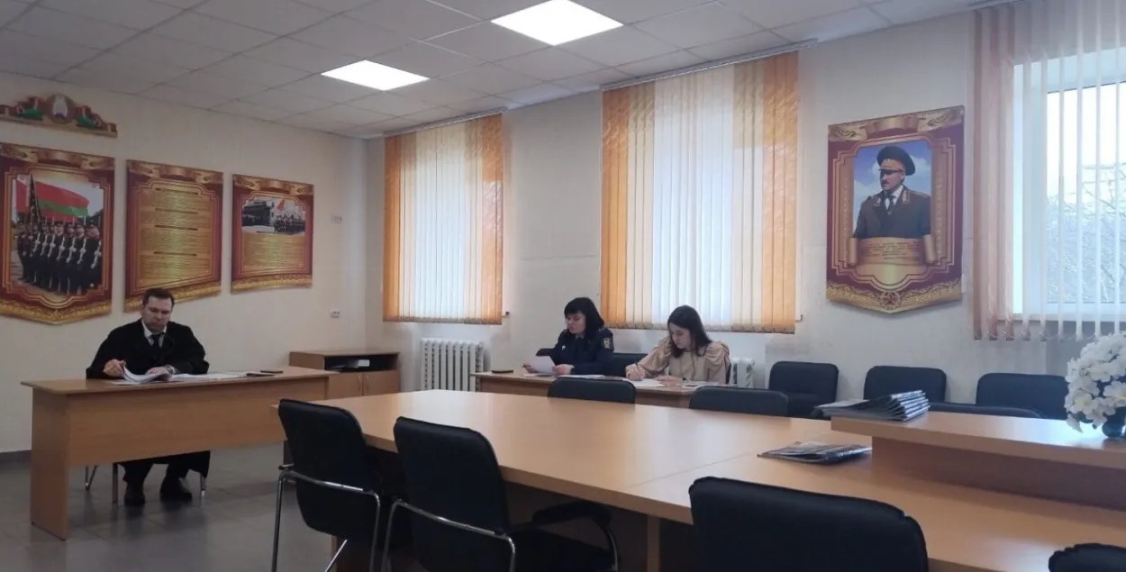 Суд в военкомате под пристальным взглядом Александра Григорьевича
