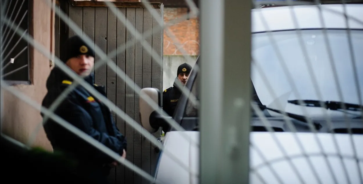 В Барановичах избили сотрудника милиции
