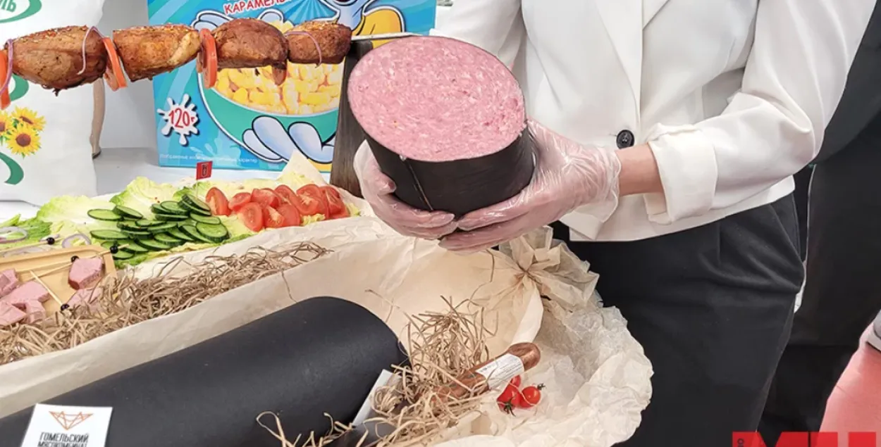 "Мега-каўбаса" для "мега-ссабойки"
