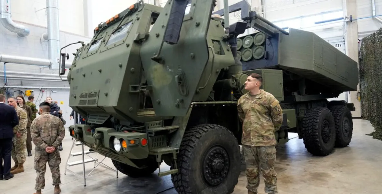 Рэактыўная сістэма залпавага агню HIMARS
