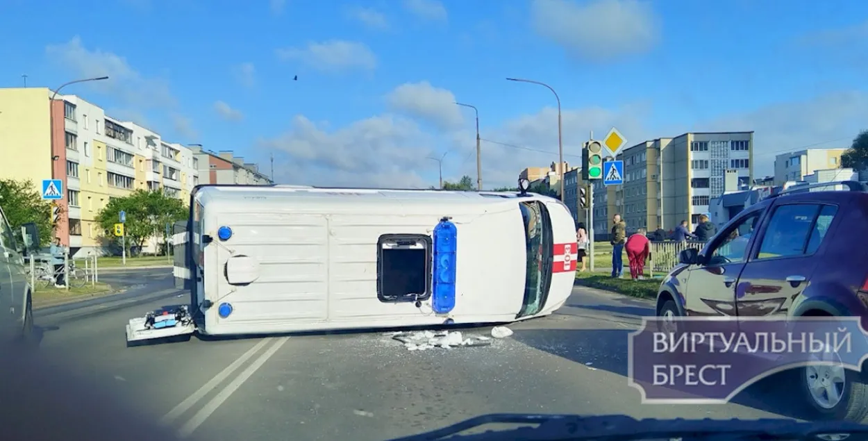 Аварыя з удзелам хуткай у Кобрыне
