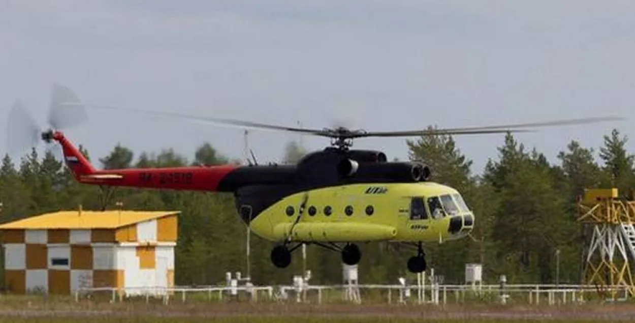 Верталёт у аэрапорце расійскага Наябрска&nbsp;
