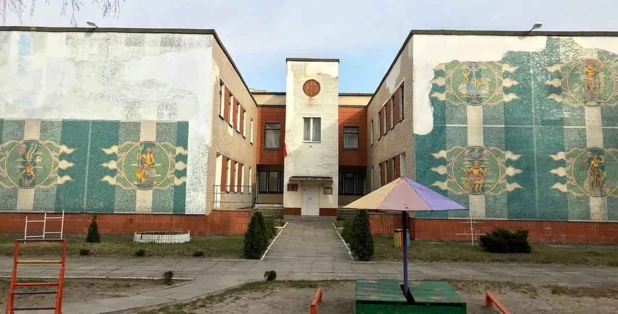 Хто адказвае за рэстаўрацыю?
