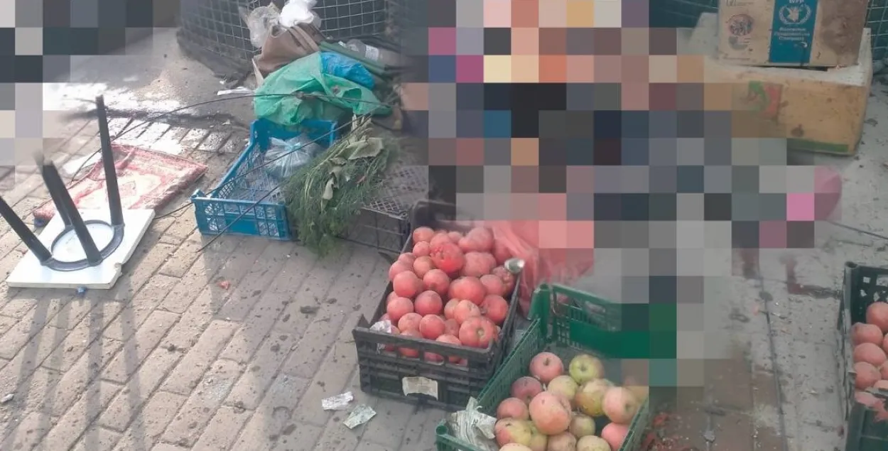 Рынок в Херсоне после российского обстрела&nbsp;
