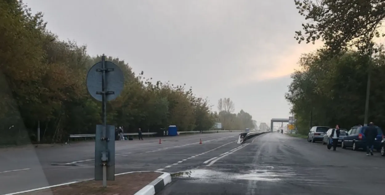 Пустой погранпереход
