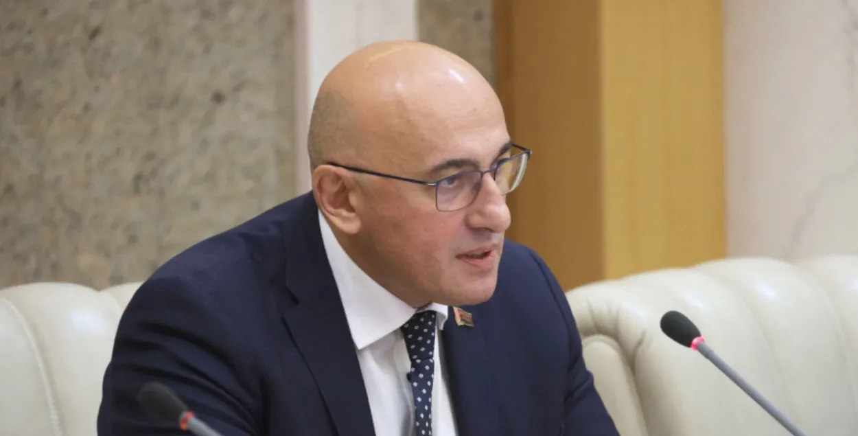 Міністр інфармацыі Марат Маркаў
