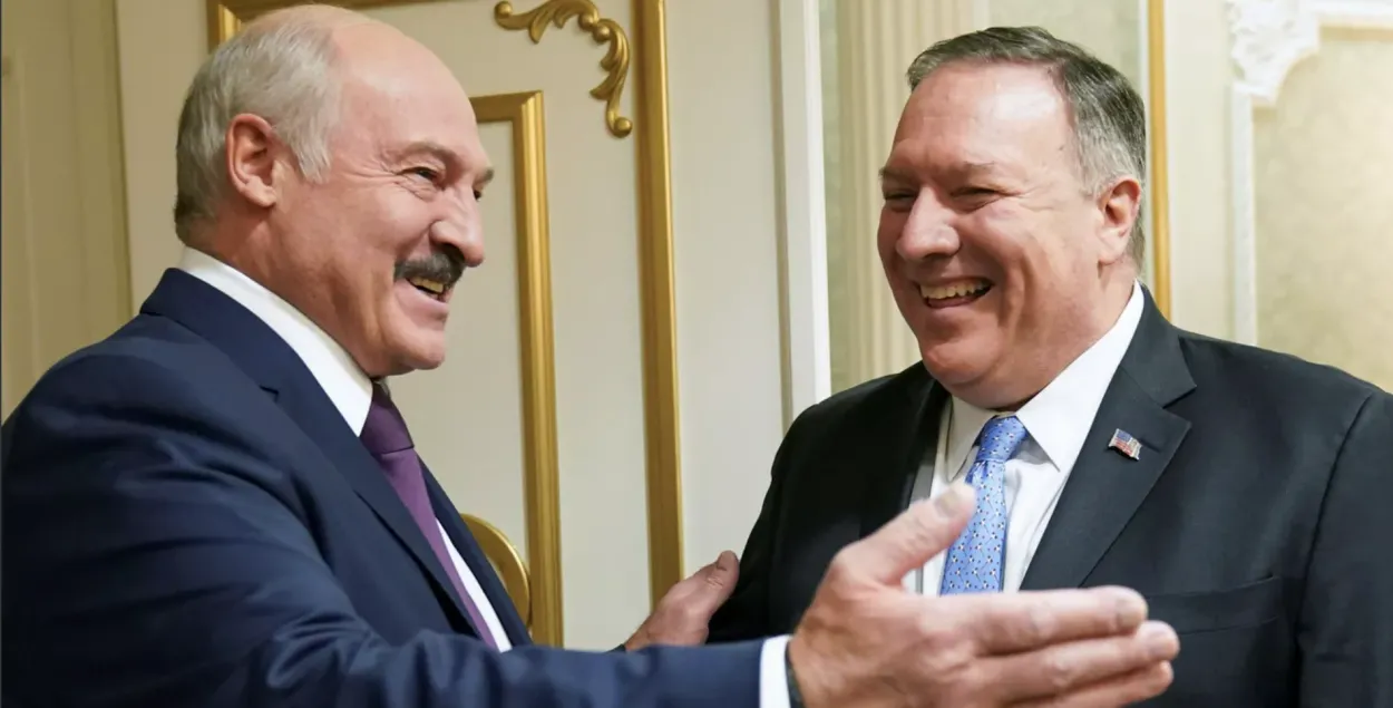 Александр Лукашенко и Майк Помпео в феврале 2020 года
