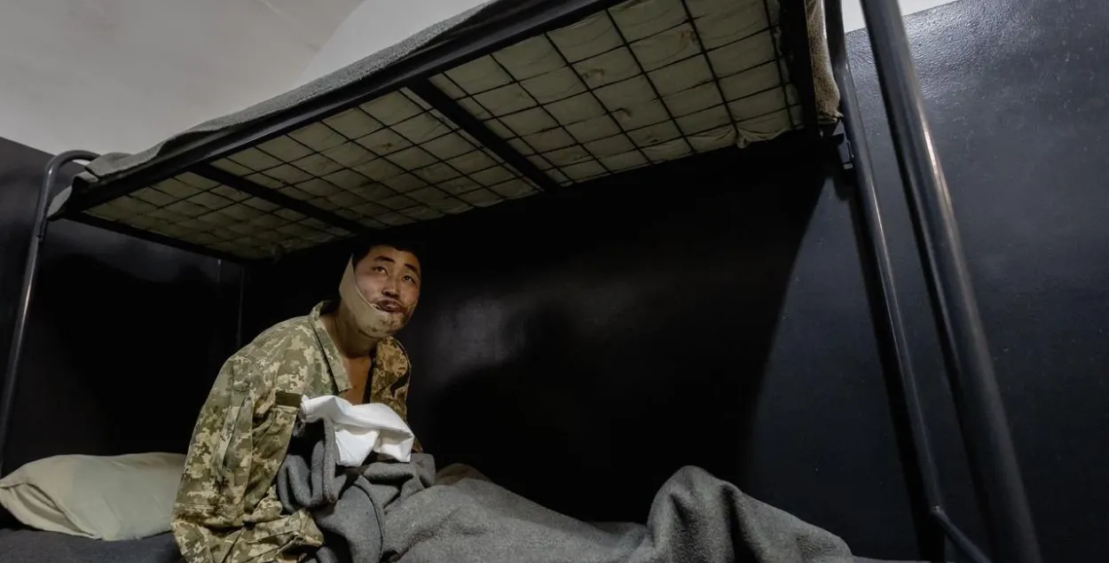 Военный из КНДР в плену в Украине

