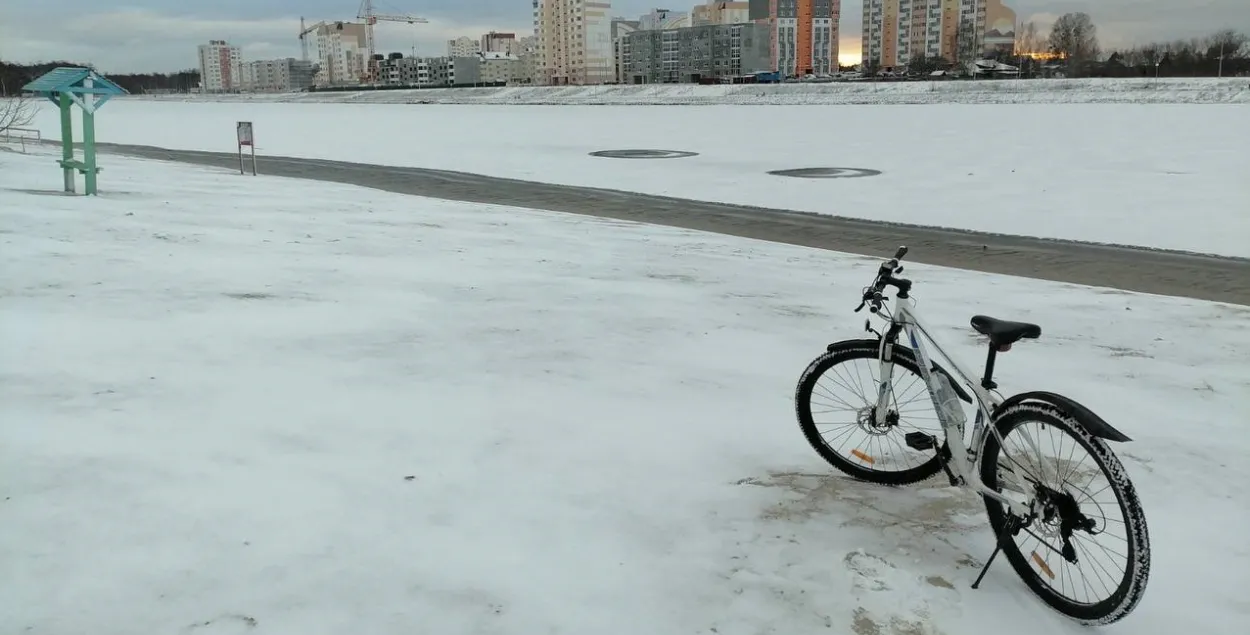Зима, иллюстративное фото
