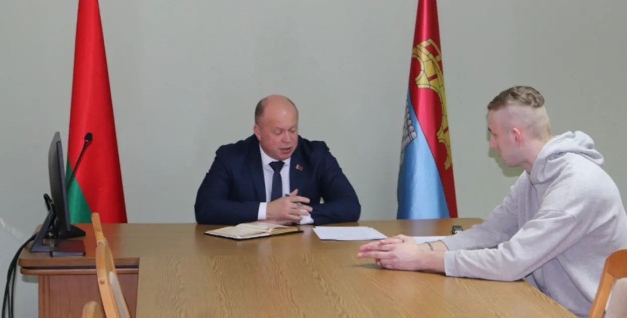 Парень попросил ускорить процесс перевода в армию
