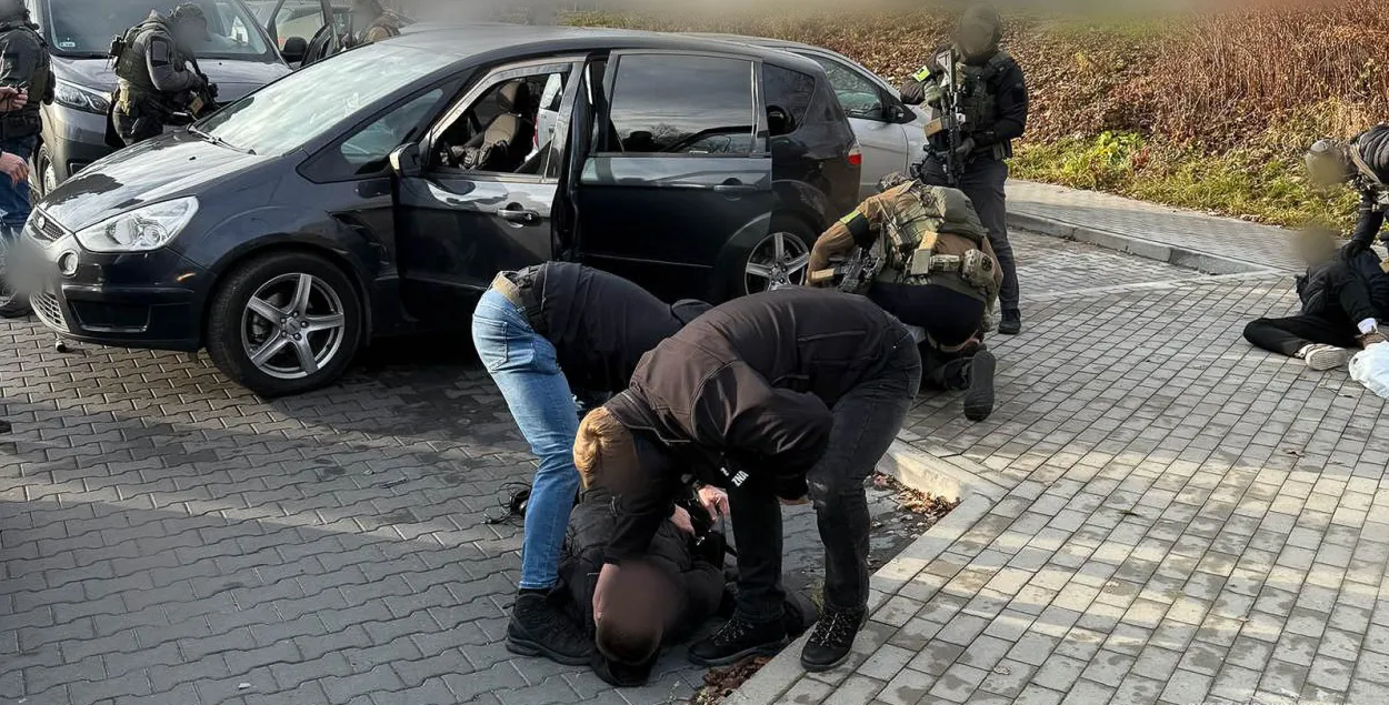 У Польшчы затрымалі групоўку, якая вырабляла фальшывыя дакументы

