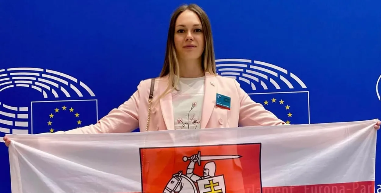 Юлія Юхно

