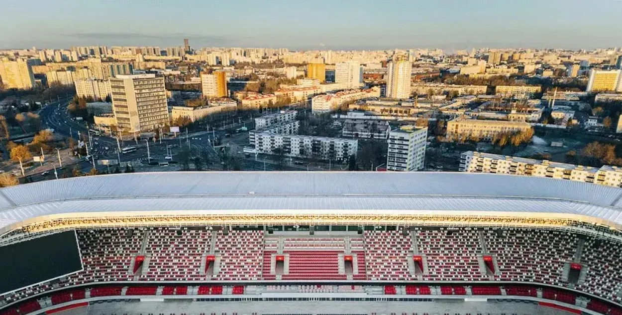 Від на Нацыянальны стадыён у Мінску
