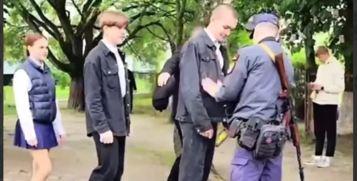 Міліцыя будзе дзяжурыць у школах 1 верасня
