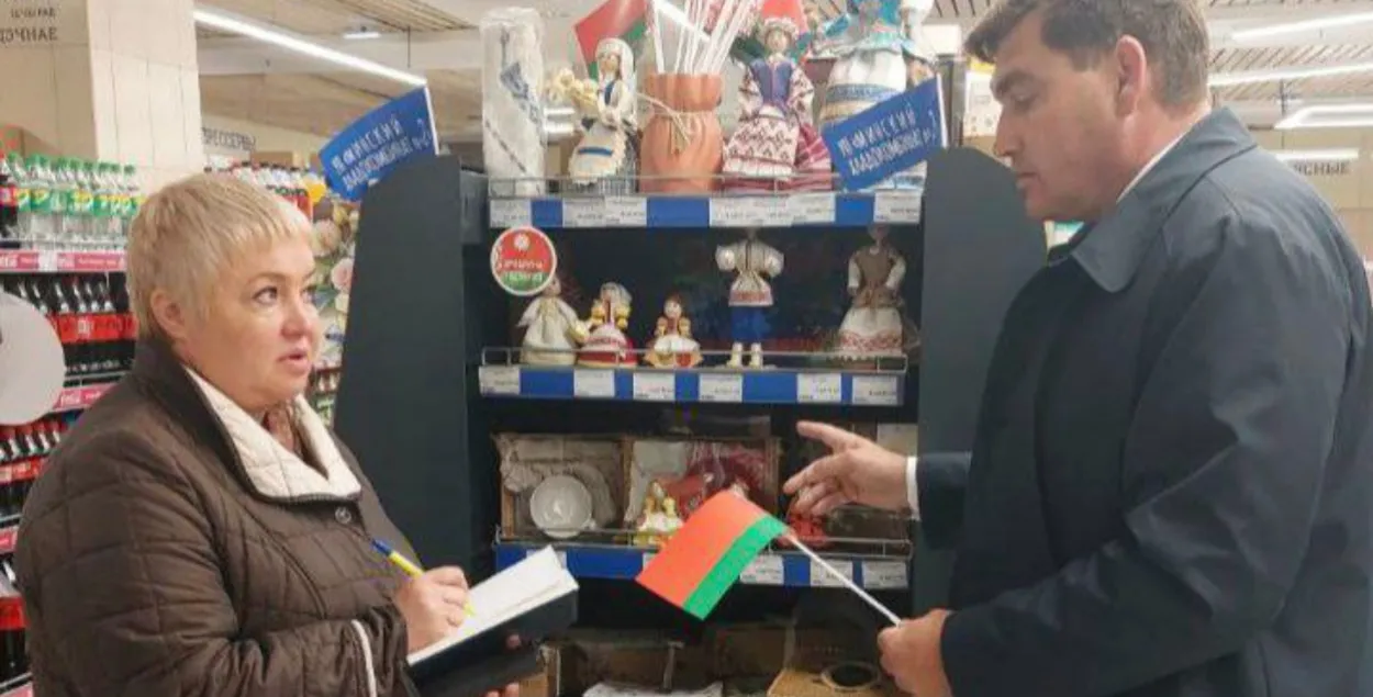 Депутаты ищут флажки в магазинах
