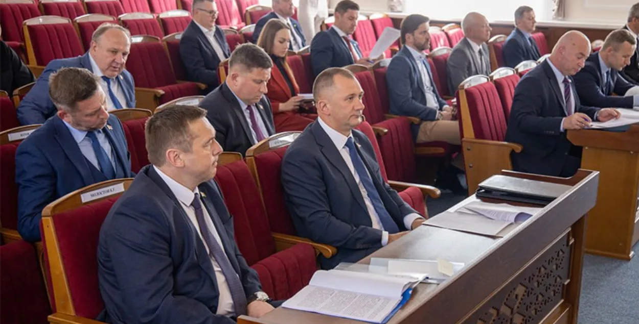 Пасяджэнне камісіі па вяртанні 17 чэрвеня 2025 года
