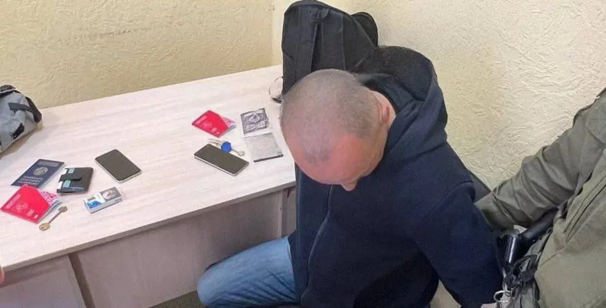 Двух могилевчан задержали за паспорт Новой Беларуси
