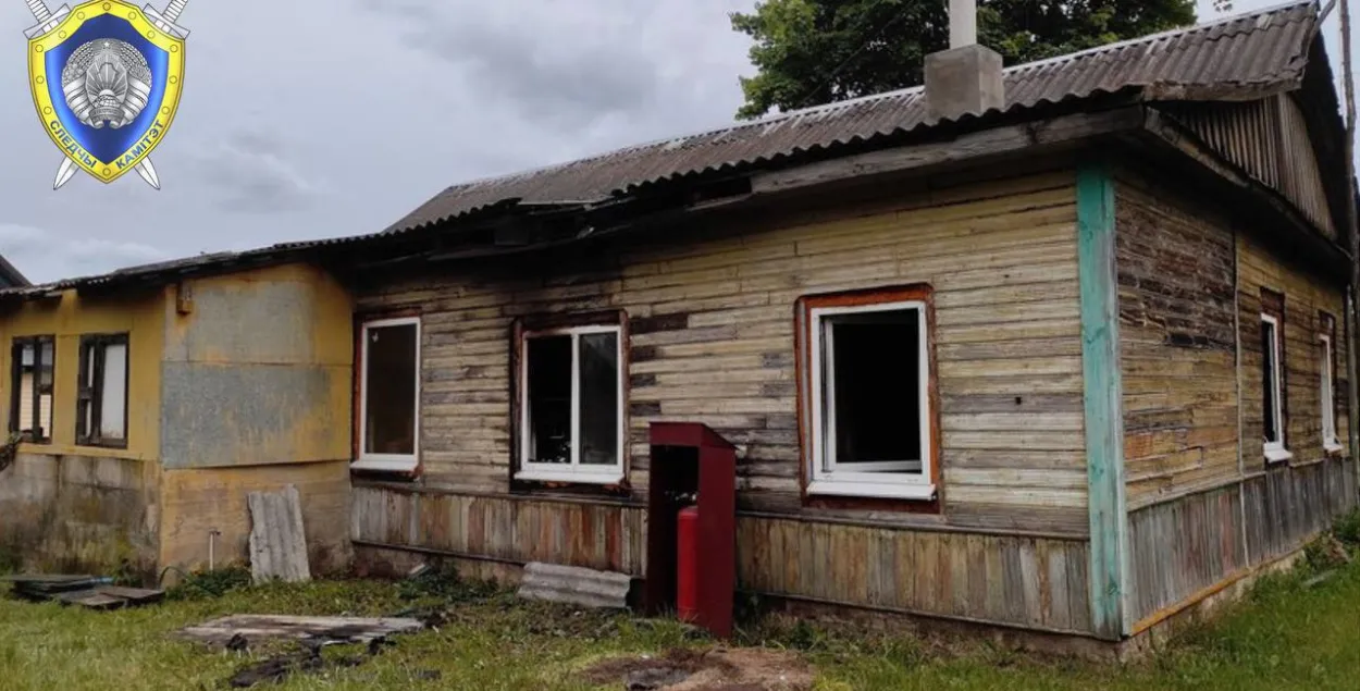 Сельчанин пытался сжечь свою семью
