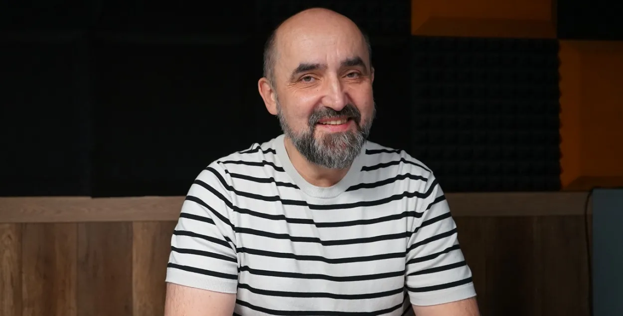Аляксандр Кныровіч

&nbsp;

