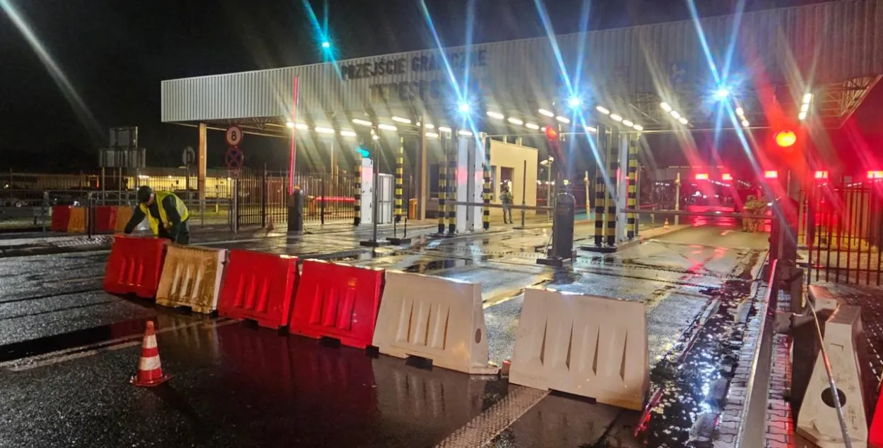 Польша закрыла границу
