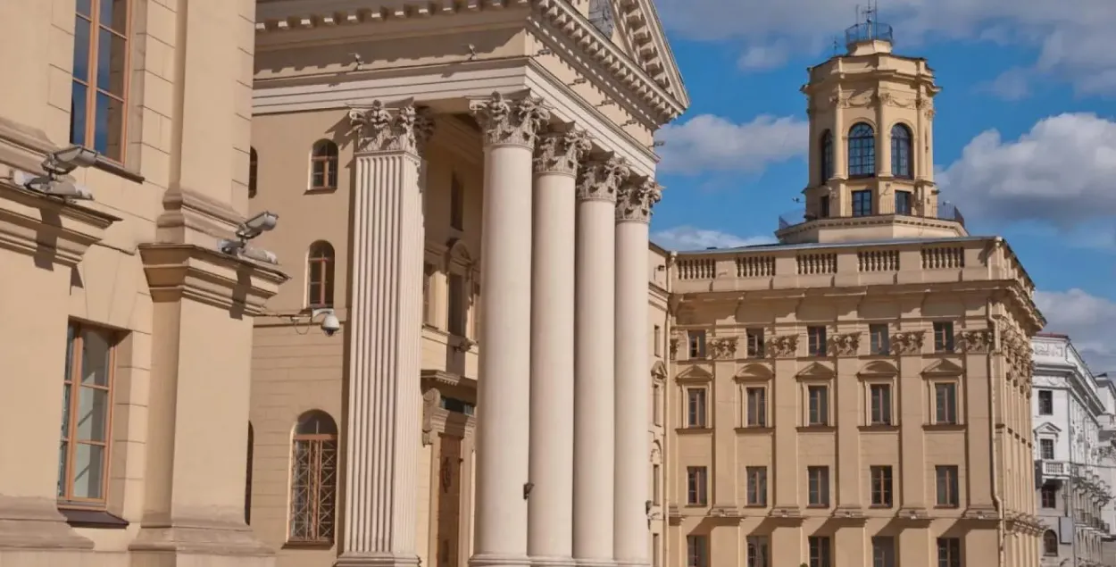 Мігрантам прапануюць "проста паразмаўляць"
