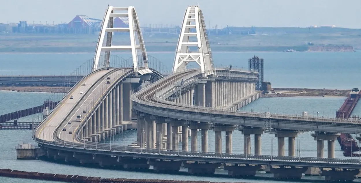 Крымский мост
