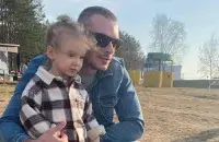 Артём Лебедько с дочкой / facebook.com/Anatol.Liabedzka
