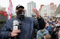 Сяргей Ціханоўскі: яшчэ на волі сярод людзей / Reuters​
