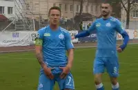 Арцём Быкаў і яго непрыстойны жэст / Скрыншот з відэа АБФФ
