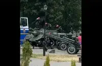 Спасатели и экспонат / vk.com/typical_barysau
