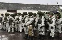 У участников учений была разная обувь / БЕЛТА

