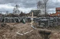 Захоронения мирных граждан в Буче / Еврорадио