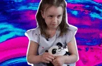 Карина Мовшук &mdash; дочь политзаключённых&nbsp;Елены и Сергея Мовшуков. Родители осуждены&nbsp;на 6 і 6,5 лет колонии по "пинскому делу"&nbsp;/ Еврорадио