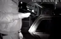 Гражданин Латвии ехал через границу с пневматикой / кадр из видео​