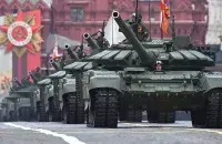 Российские танки / "Известия"
