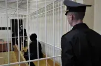 Абвінавачаны Сяргей Ш. у зале суда / Марыя Вайтовіч, Еўрарадыё​