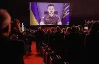Во время выступления Владимира Зеленского / Скриншот с видео