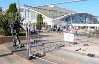 Скульптуры возле Комаровского рынка в Минске